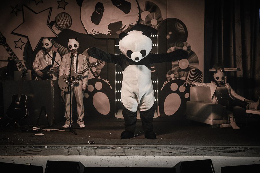 Die Show mit dem Pandabären, Theaterhaus Jena – Szenenfoto 6