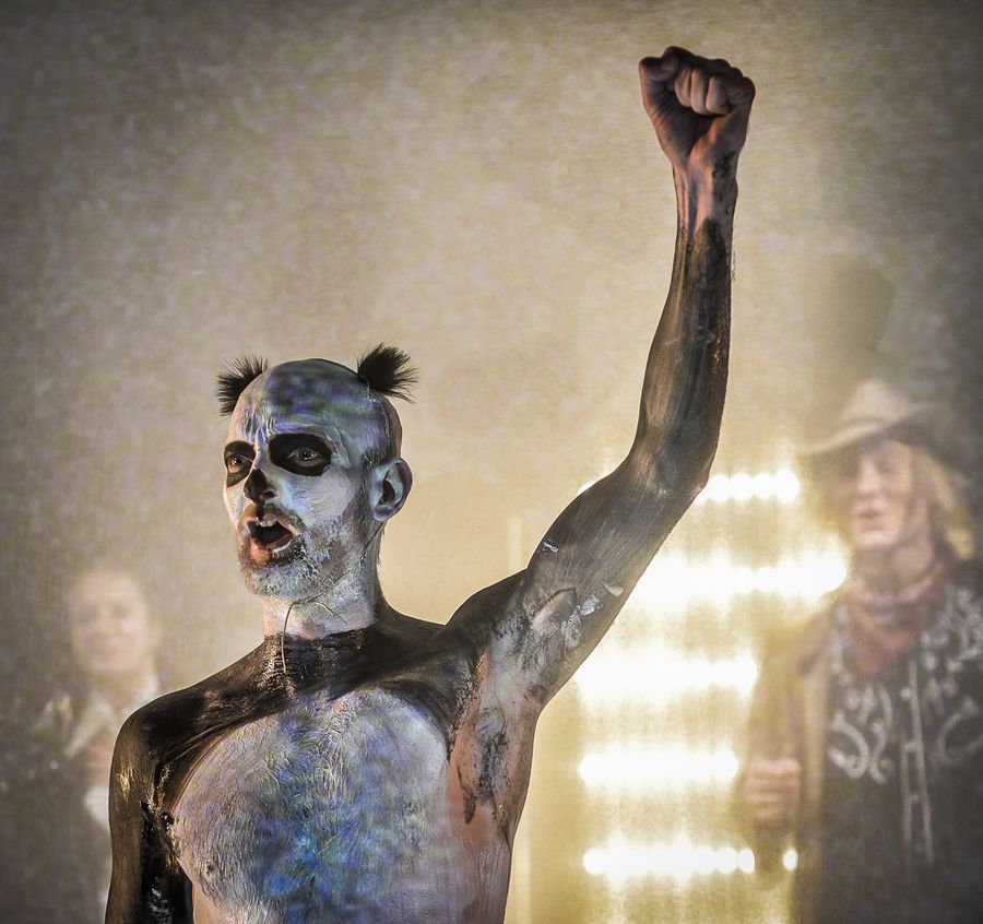 Die Show mit dem Pandabären, Theaterhaus Jena – Szenenfoto 25