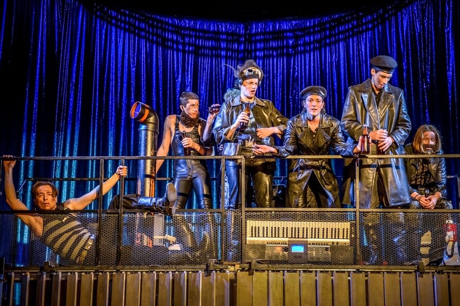 Die Stiere, Theaterhaus Jena – Szenenfoto 21
