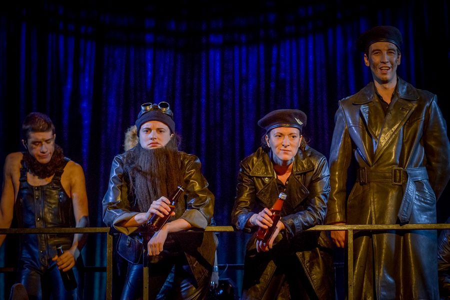 Die Stiere, Theaterhaus Jena – Szenenfoto 22