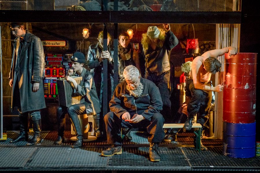 Die Stiere, Theaterhaus Jena – Szenenfoto 30