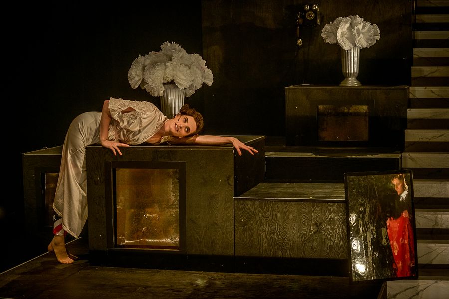 Die Zofen, Theaterhaus Jena – Szenenfoto 2