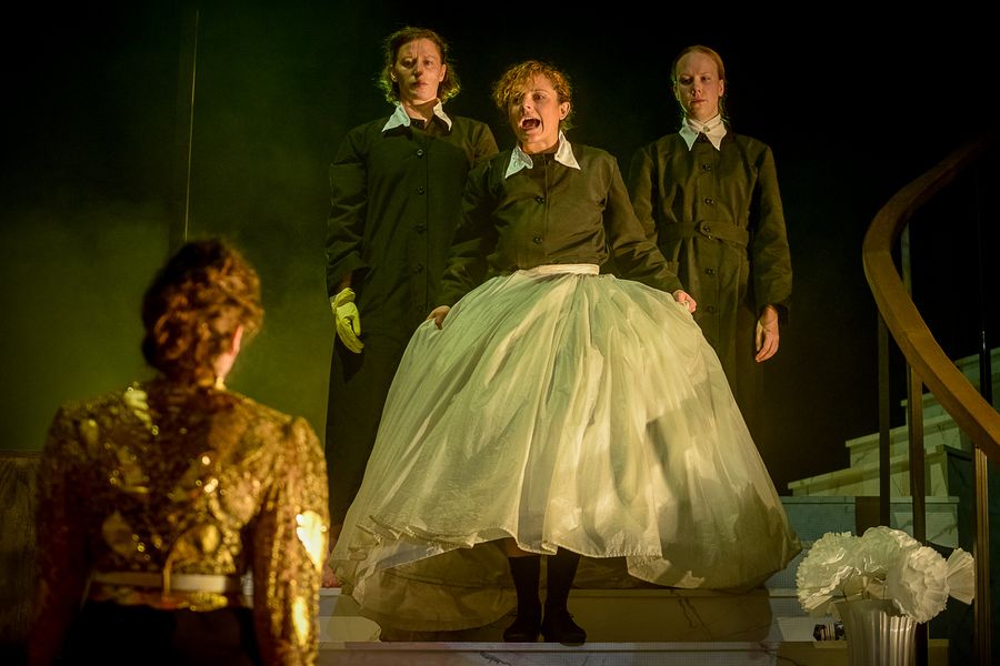 Die Zofen, Theaterhaus Jena – Szenenfoto 10