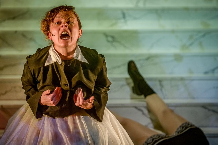 Die Zofen, Theaterhaus Jena – Szenenfoto 11