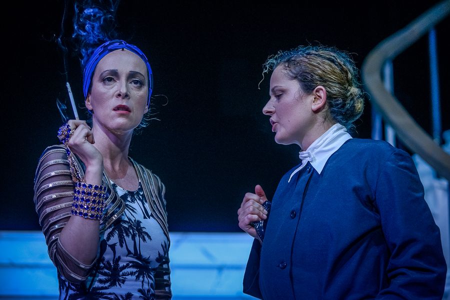 Die Zofen, Theaterhaus Jena – Szenenfoto 18