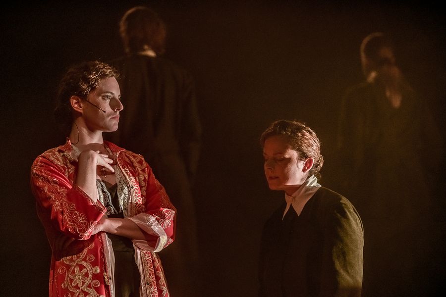 Die Zofen, Theaterhaus Jena – Szenenfoto 23