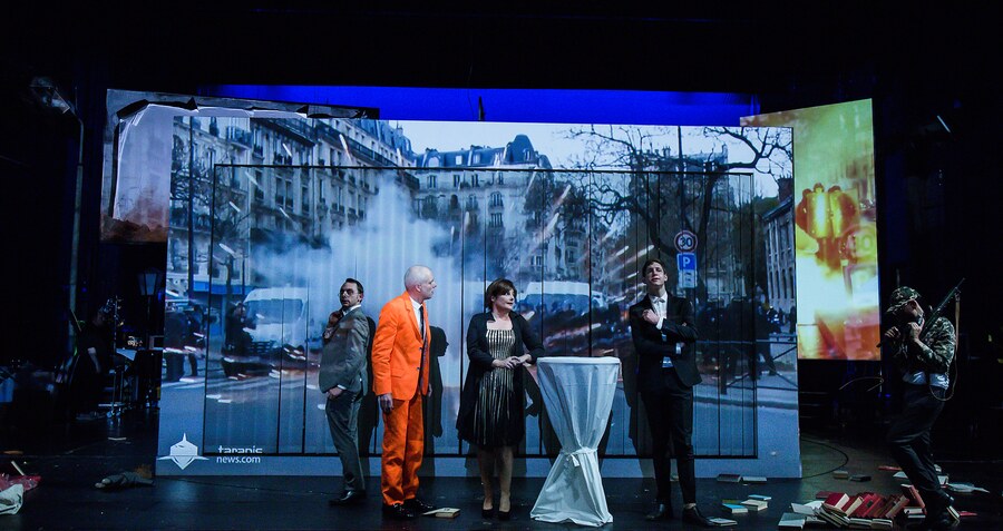 Unterwerfung, Theater und Orchester Heidelberg – Szenenfoto 2: Bühne Benjamin Schönecker