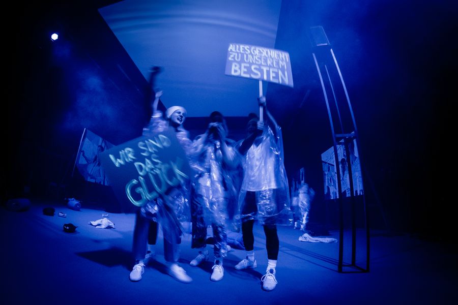Wird schon werden, Theaterhaus Jena – Szenenfoto 1